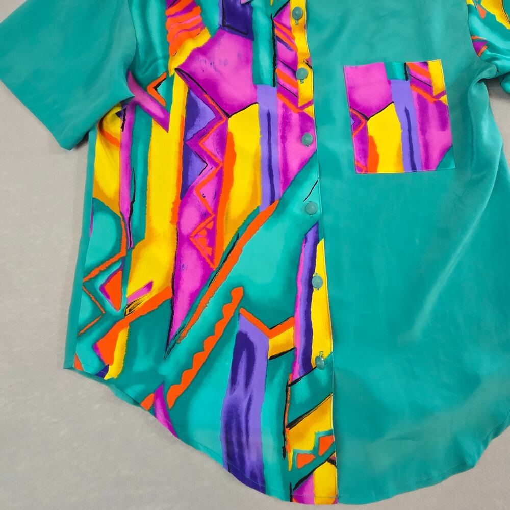 PREO-City Girl Women's Short Sleeved Shirt Green w/Multicolor Geometric Design - Picture 6 of 15